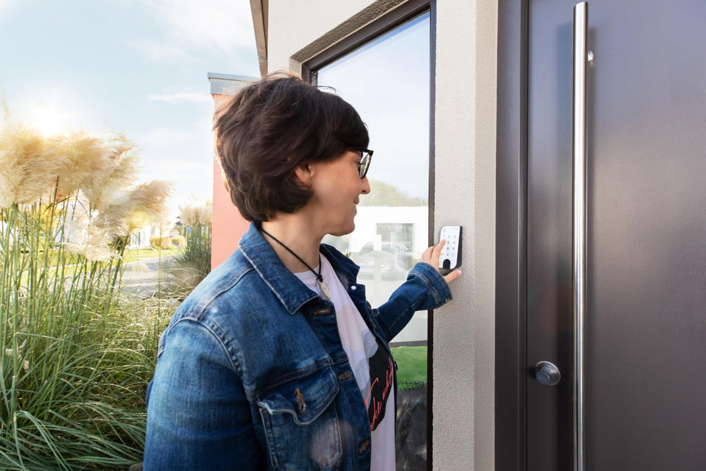 Elektronisches Türschloss Entry Home 2.0 mit Zahlencode App und Funkschlüssel inklusive Zylinder