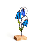 Kolibri- und Lilien-Skulptur aus Buntglas, Tiffany-Technik, Eichensockel, 26 cm