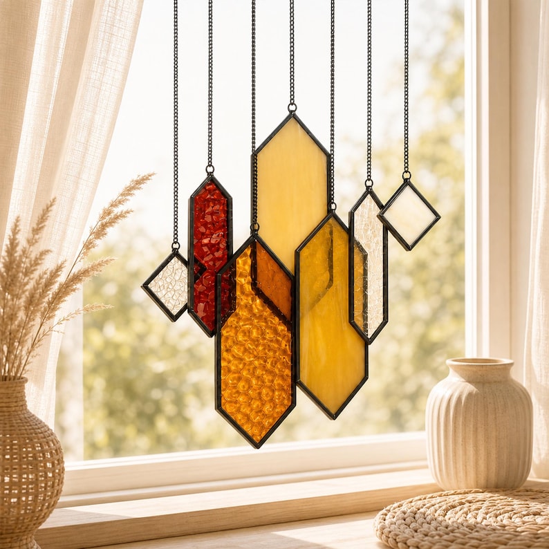 Geometrischer Buntglas-Sonnenfänger, farbenfrohes Glas-Windspiel