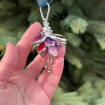 Multicolor Fuchsia Blume Glasmalerei Ornament Suncatcher Weihnachtsdeko 6x6 cm